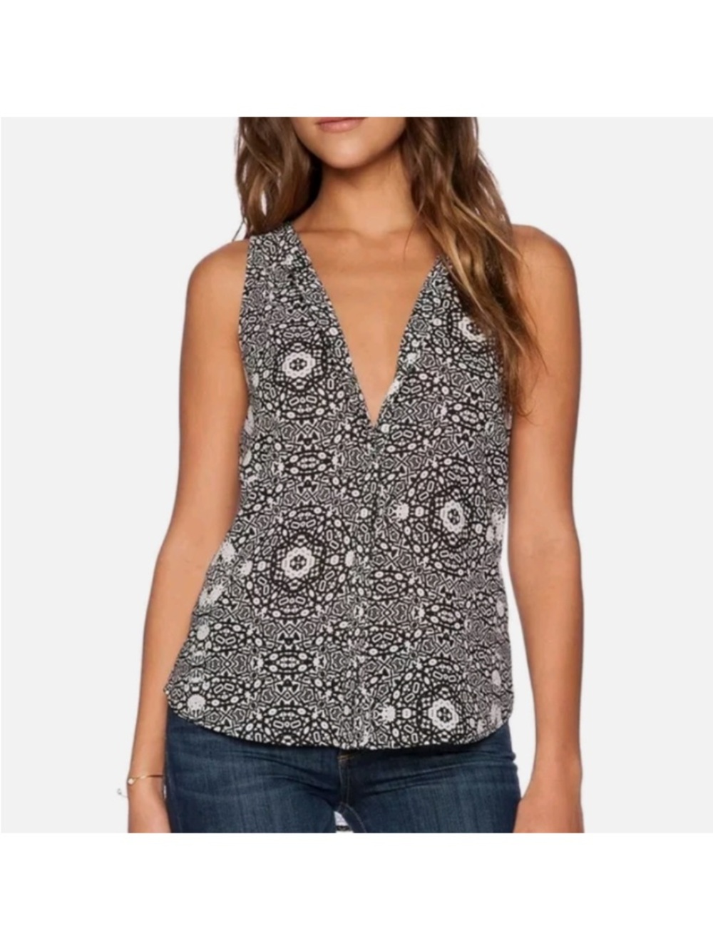 Sanctuary Flowy Tile Top